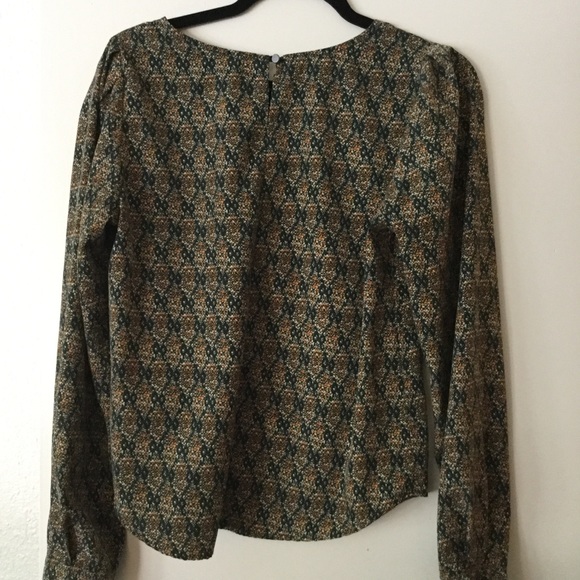 Long sleeve Chloe K blouse - Picture 2 of 2